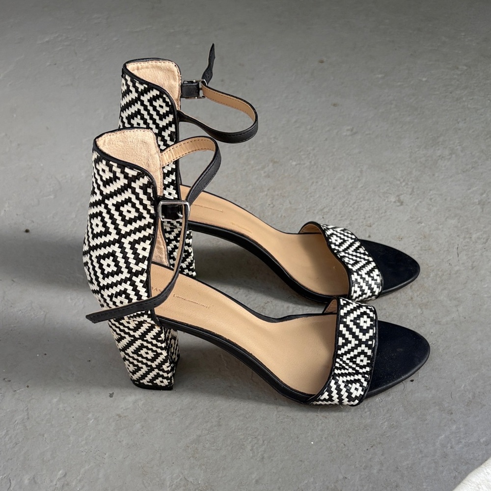 Zara Black and Cream Patterned Heels